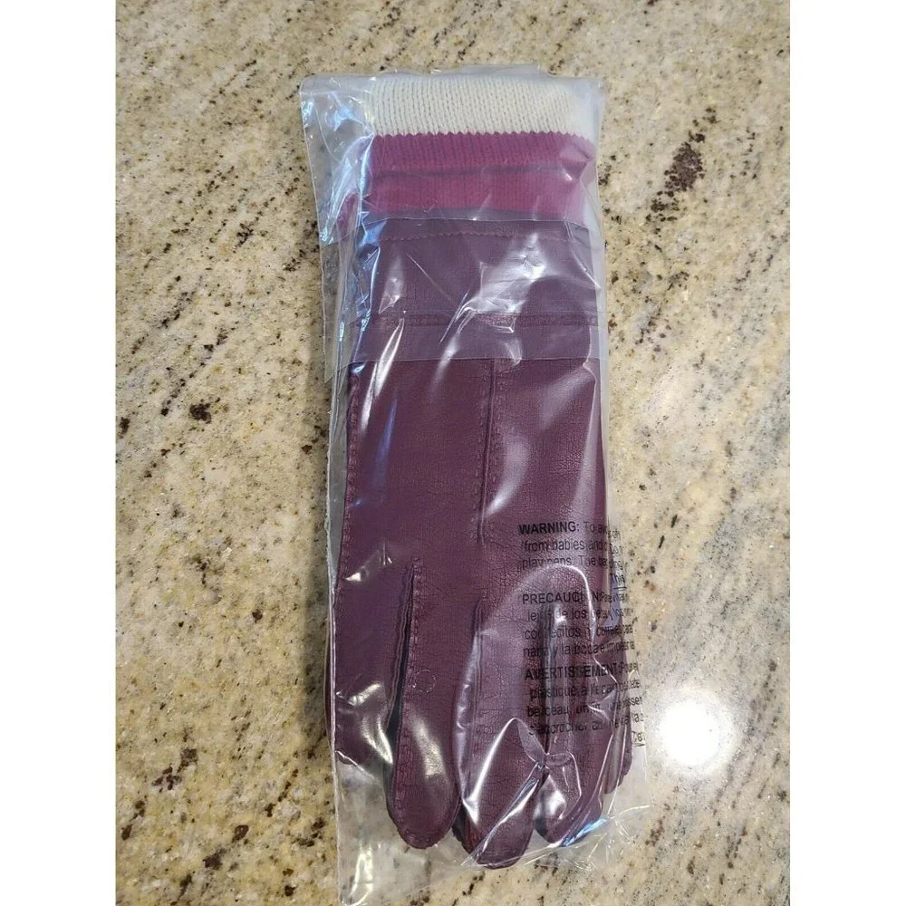 Vintage Faux Leather Vinyl Acrylic Knit 10.5